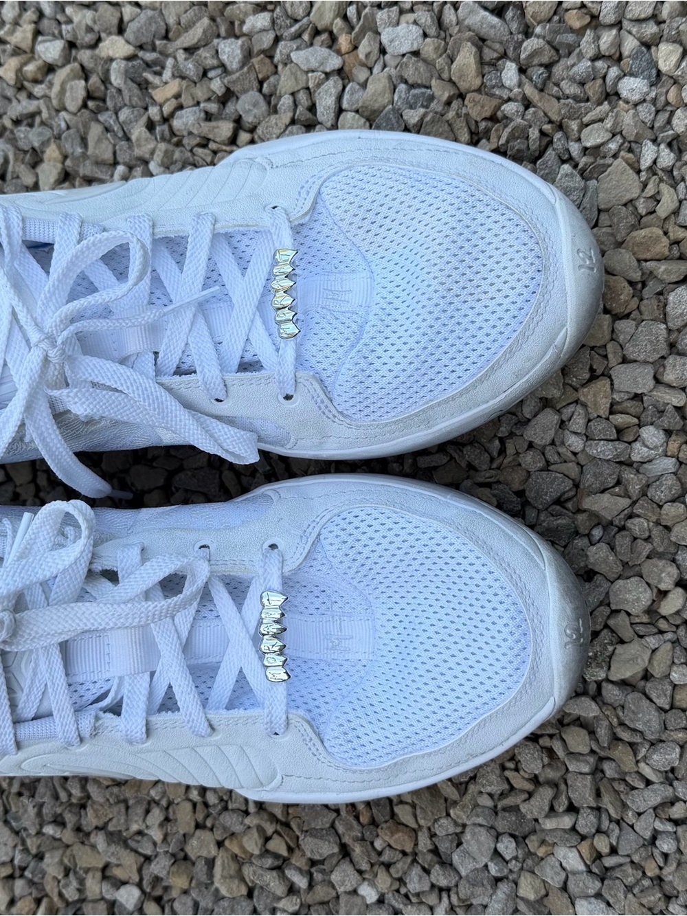 Nike White Men's Athletic Mesh Sneakers - Breathable Lace-Up